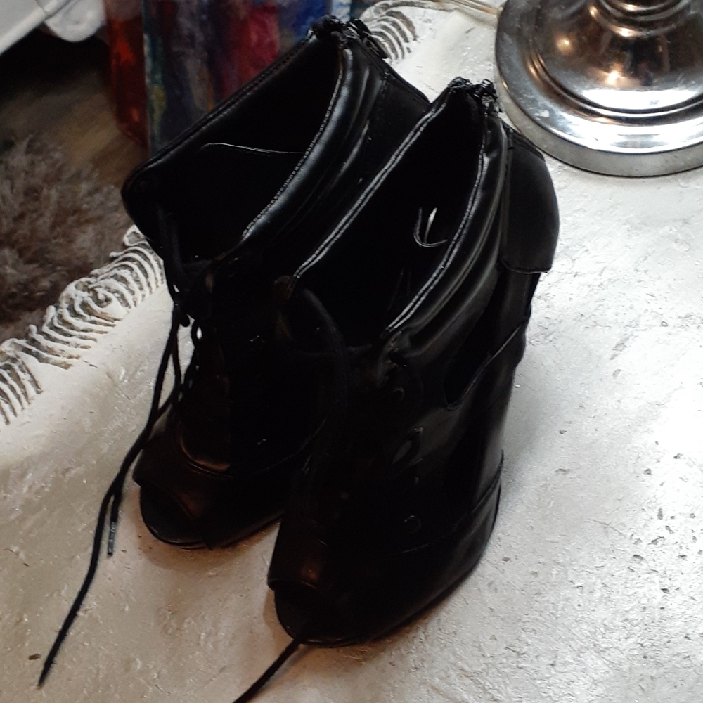Rock & Republic, Size 8